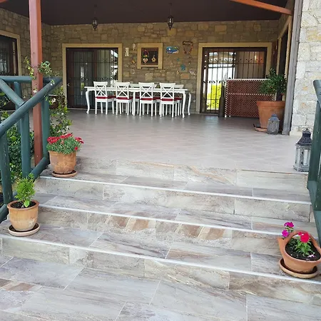 Frühstückspension Kizlan Ova 3*