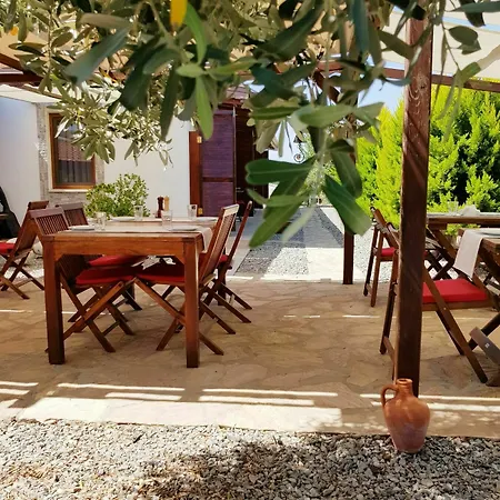 Kizlan Ova Bed and Breakfast